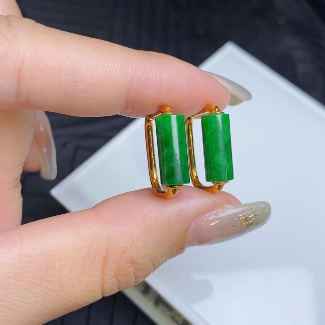 翡翠18K金镶嵌耳饰小桶珠