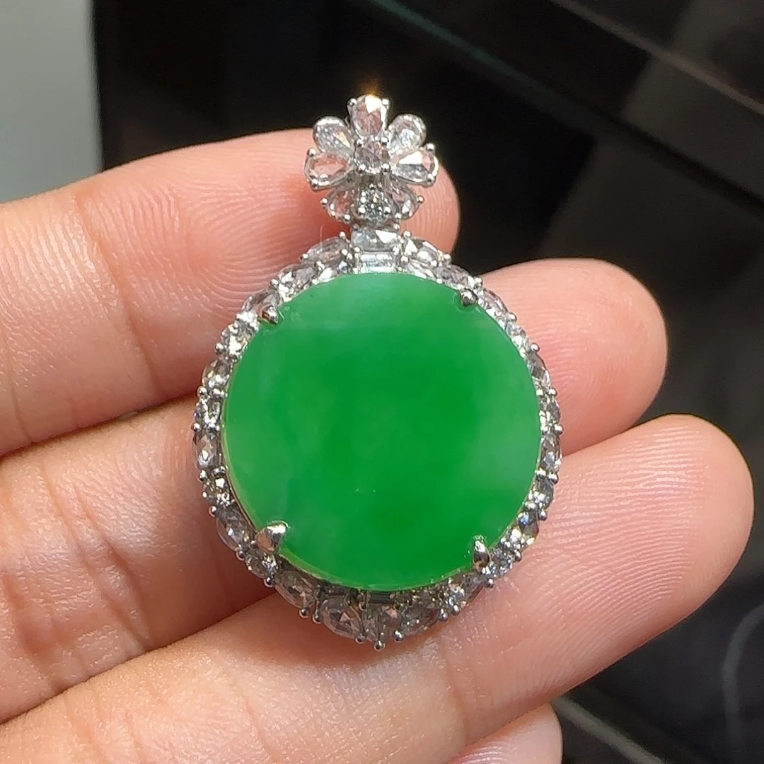 翡翠18K金镶嵌吊坠(不含链)圆牌