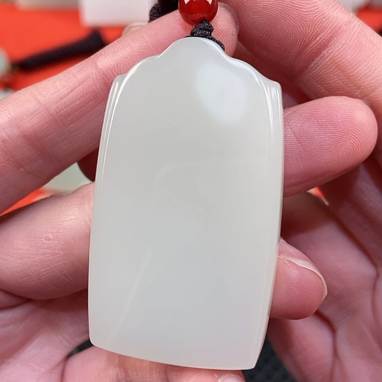 【闪购商品】颈饰未镶嵌和田玉