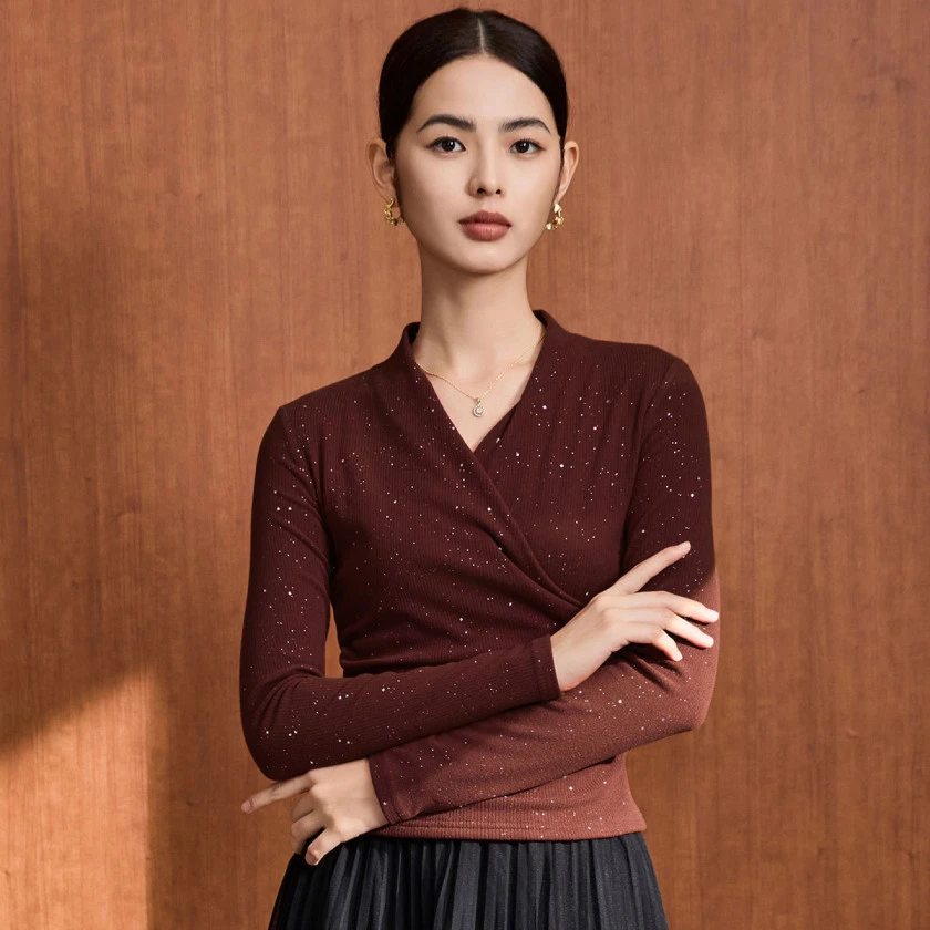 【福利专属】马天奴高端商务通勤时尚V领褶皱女式上衣VDA876POH0