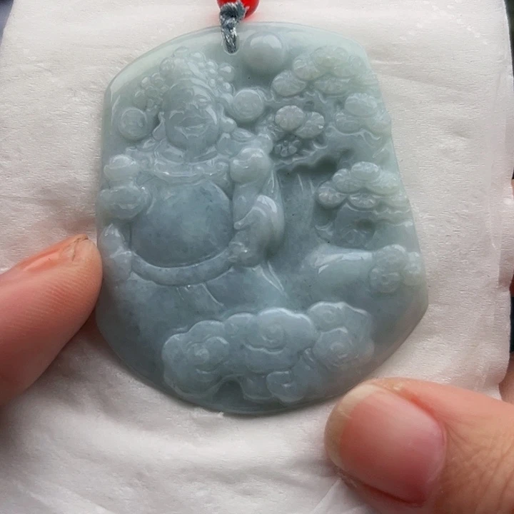 翡翠未镶嵌颈饰挂件