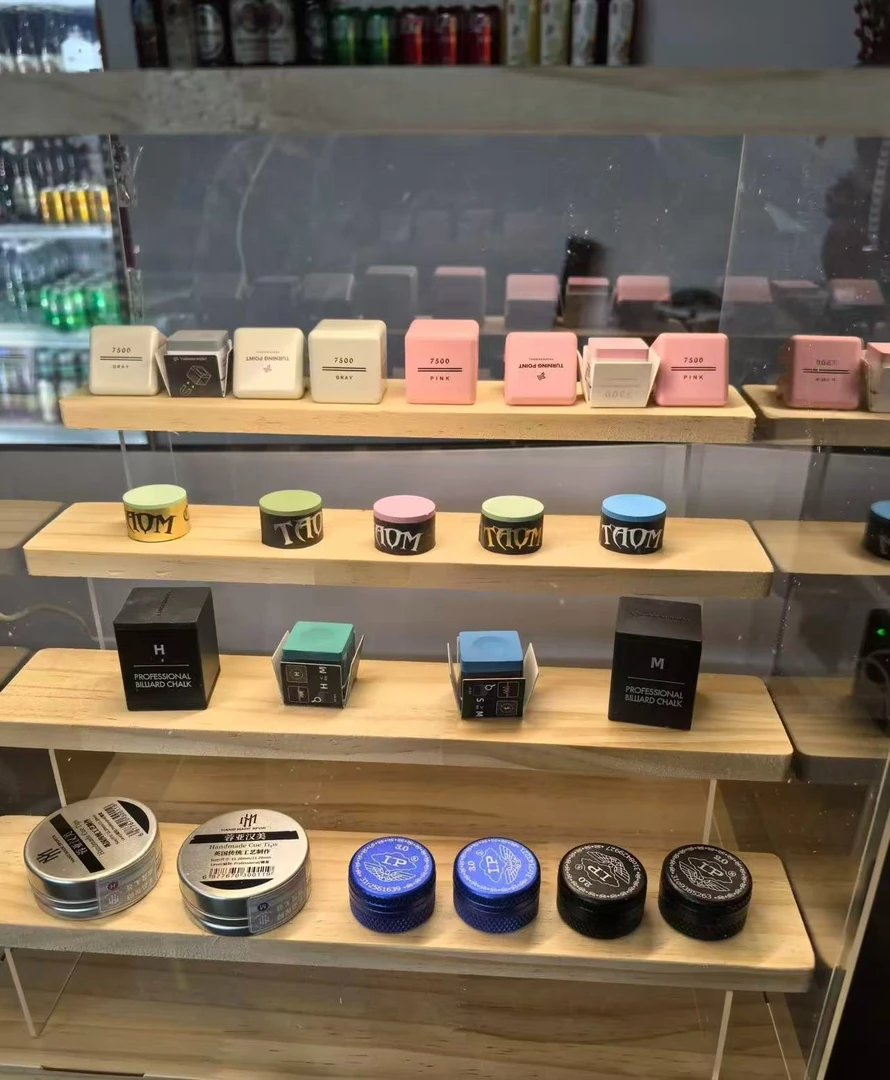 十点台球器材10盒