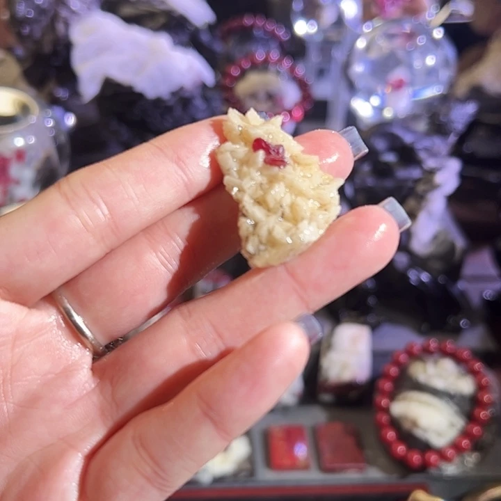 天然辰砂贵州天然万山原石
