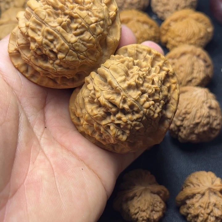 凡***人吊坠骨质密度绝对没问题