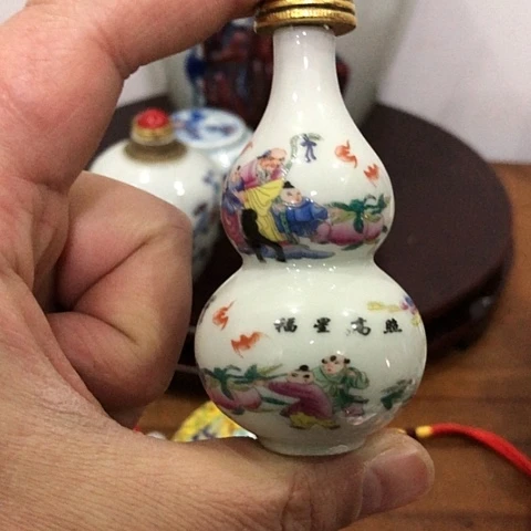 【闪购商品】瓶为*陶瓷艺术家的题材瓷器