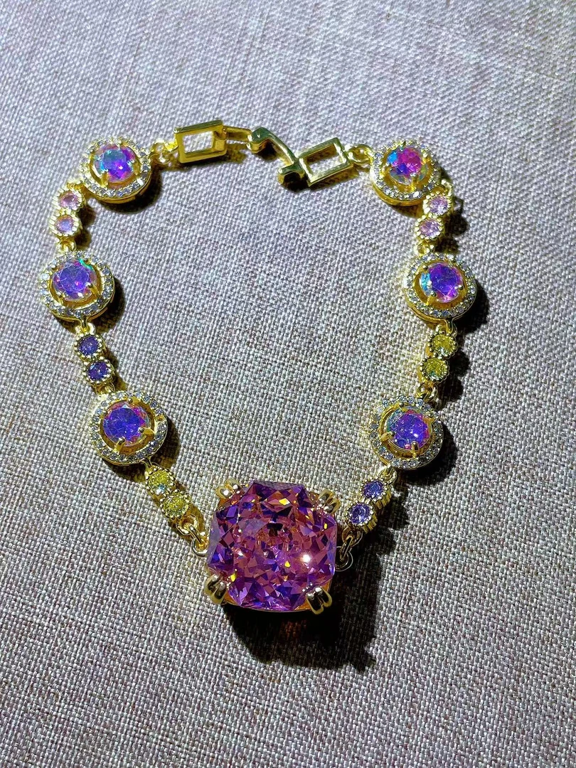 手链 璀璨精美Tbbo28-17