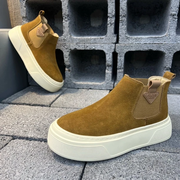 轻奢秋冬新款翻毛皮英伦风休闲鞋休闲风板鞋高帮休闲鞋平跟通用
