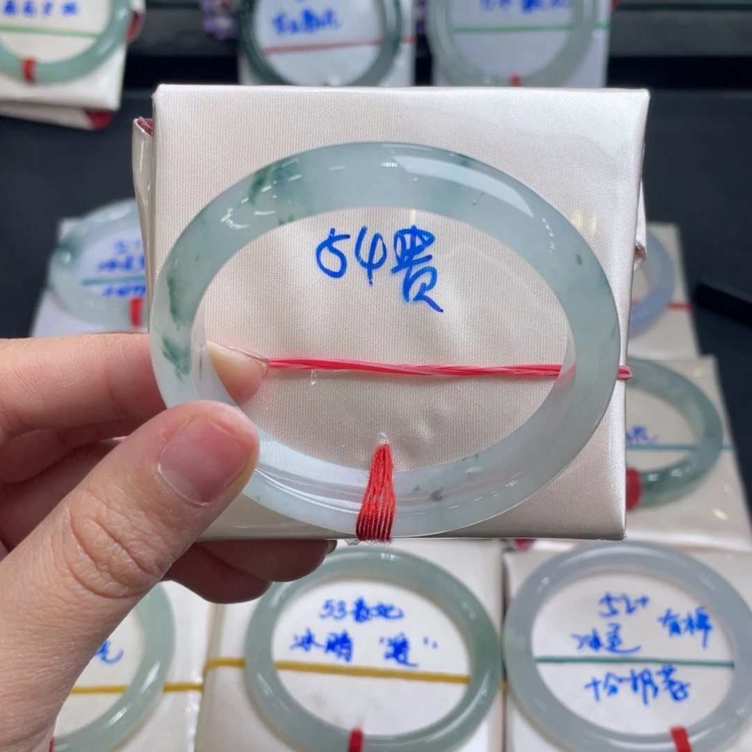 翡翠未镶嵌手镯翡翠手镯