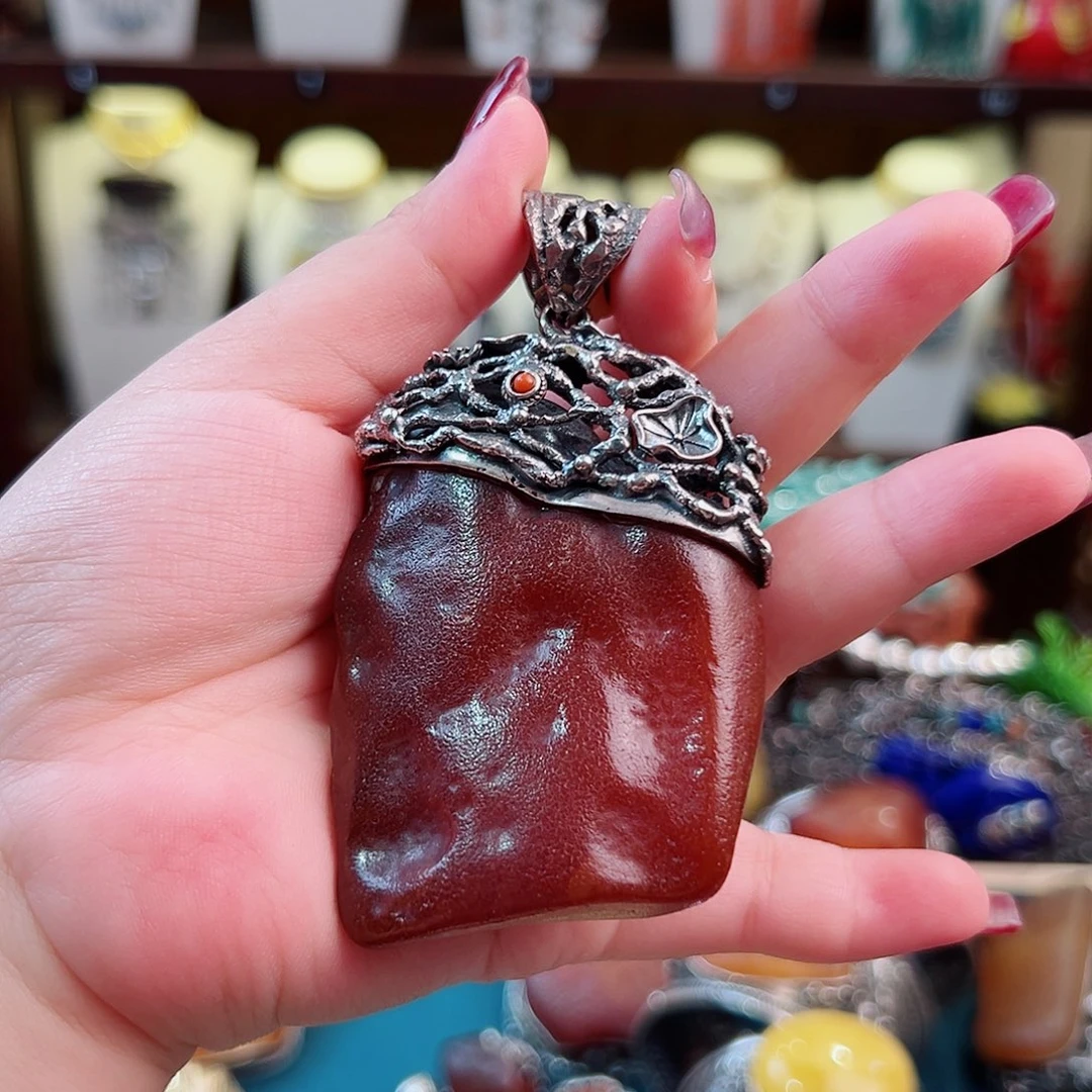 银S925镶嵌琥珀颈饰国风