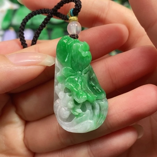 颈饰未镶嵌翡翠吊坠