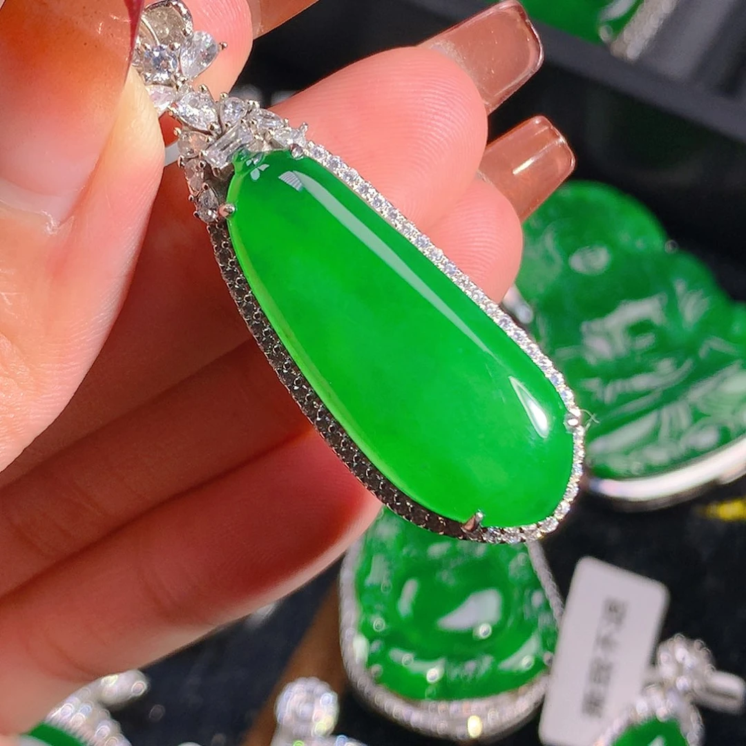 翡翠吊坠(不含链)未镶嵌