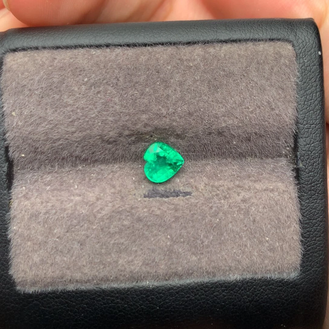 裸石祖母绿0.97ct