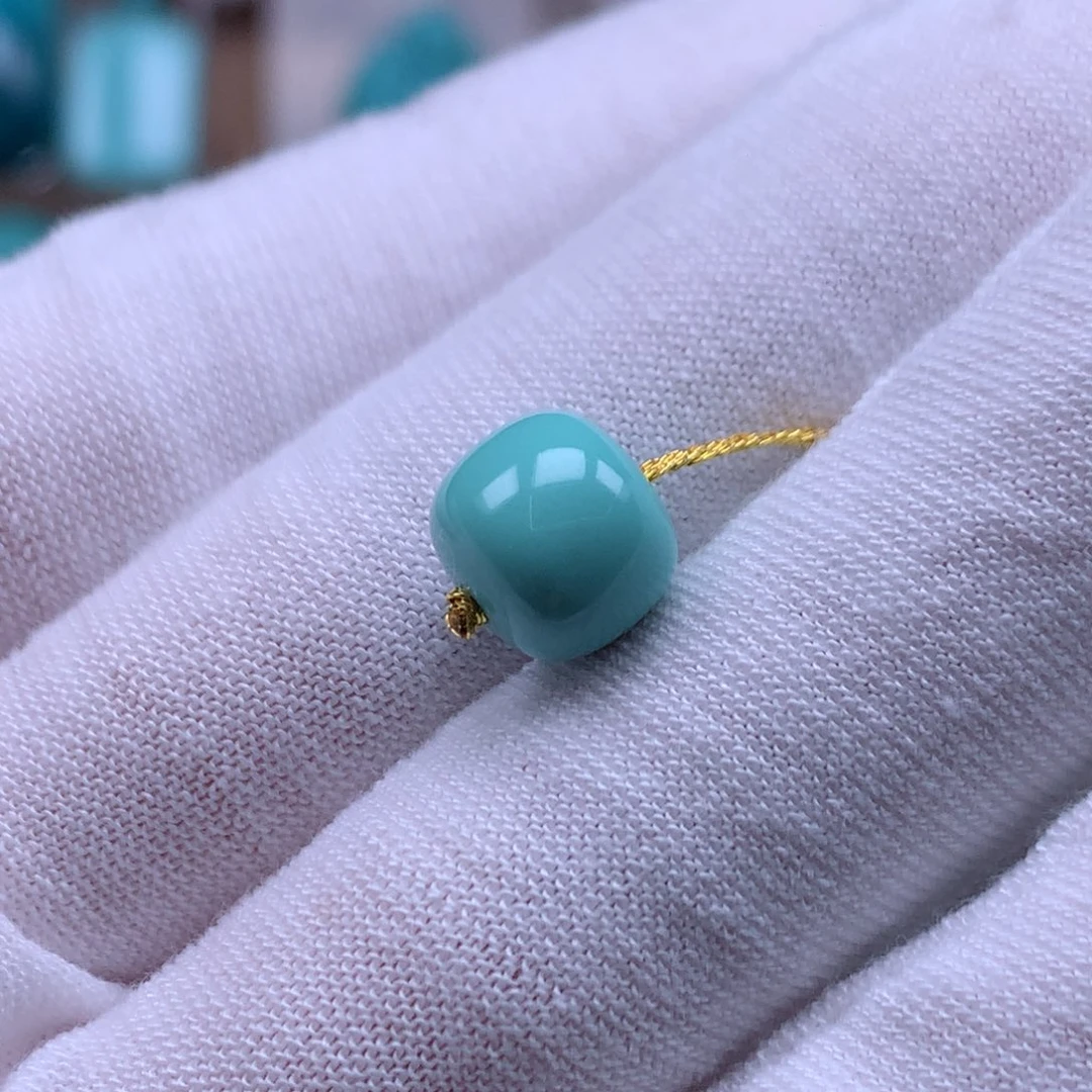 召***魂未镶嵌绿松石珠宝奇石直径9.8×8.5mm