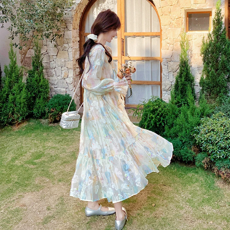 漂亮独特绝美蝴蝶印花连衣裙女2025春夏新款法式浪漫艺术生A字裙