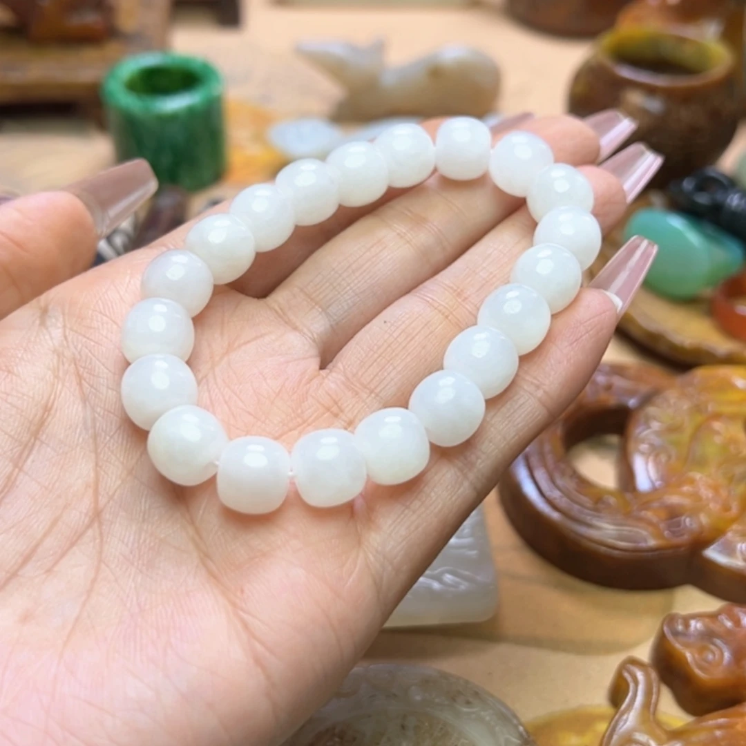 【闪购商品】蛇纹石玉颈饰未镶嵌