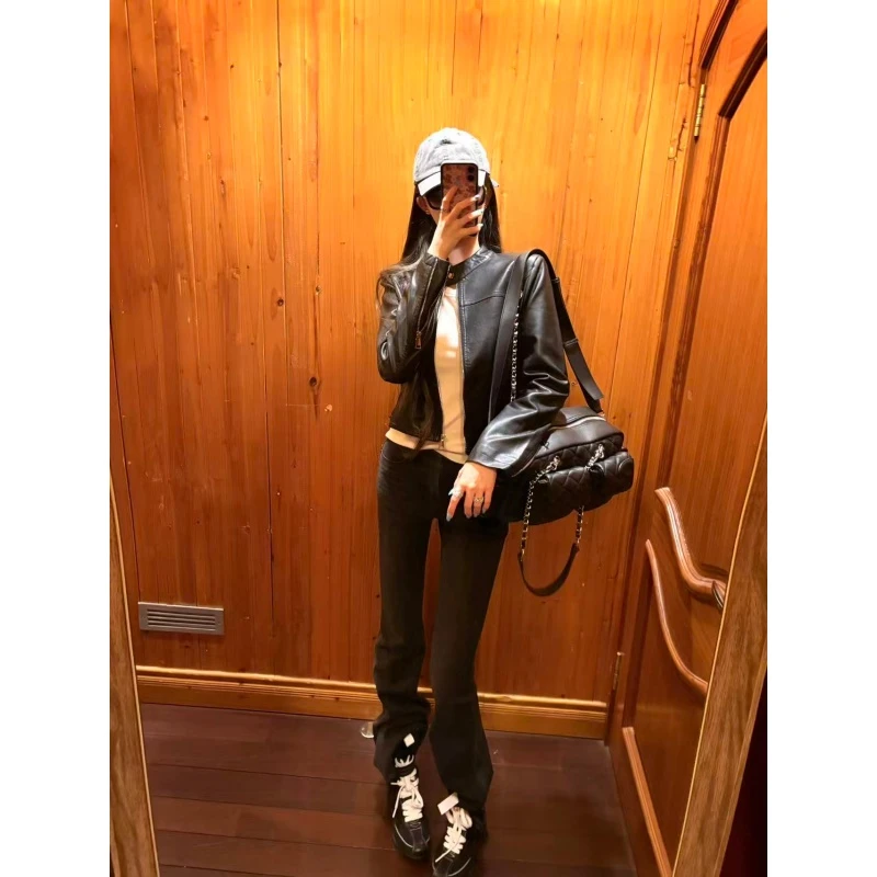黑色皮衣短款外套秋冬2025新款美式小个子黑色高腰休闲微喇牛仔裤
