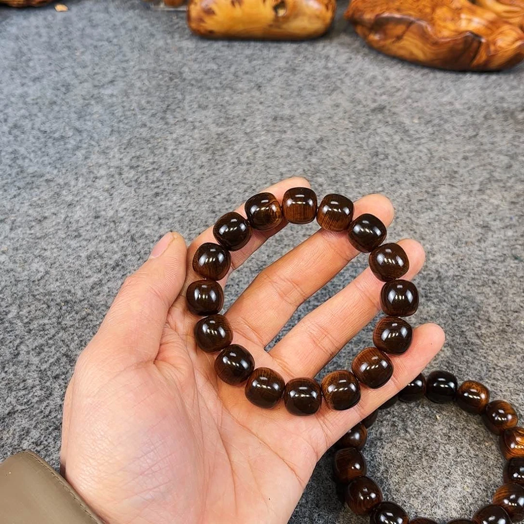 柏木（崖柏）五灵脂1.3/1.4绿色手串