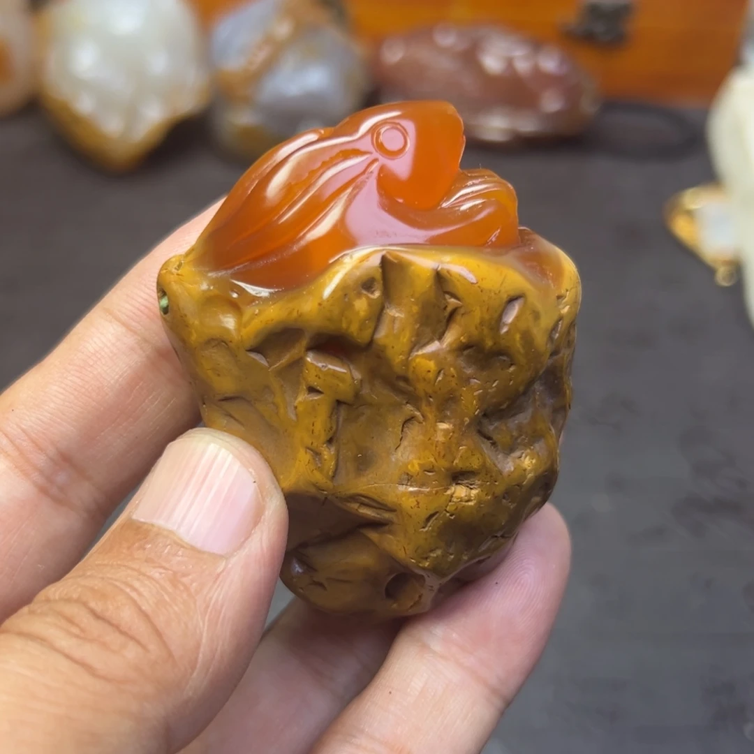 京***哥未镶嵌手把玛瑙/玉髓