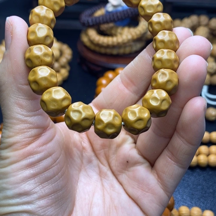 猴头核桃手串陈*扁猴头