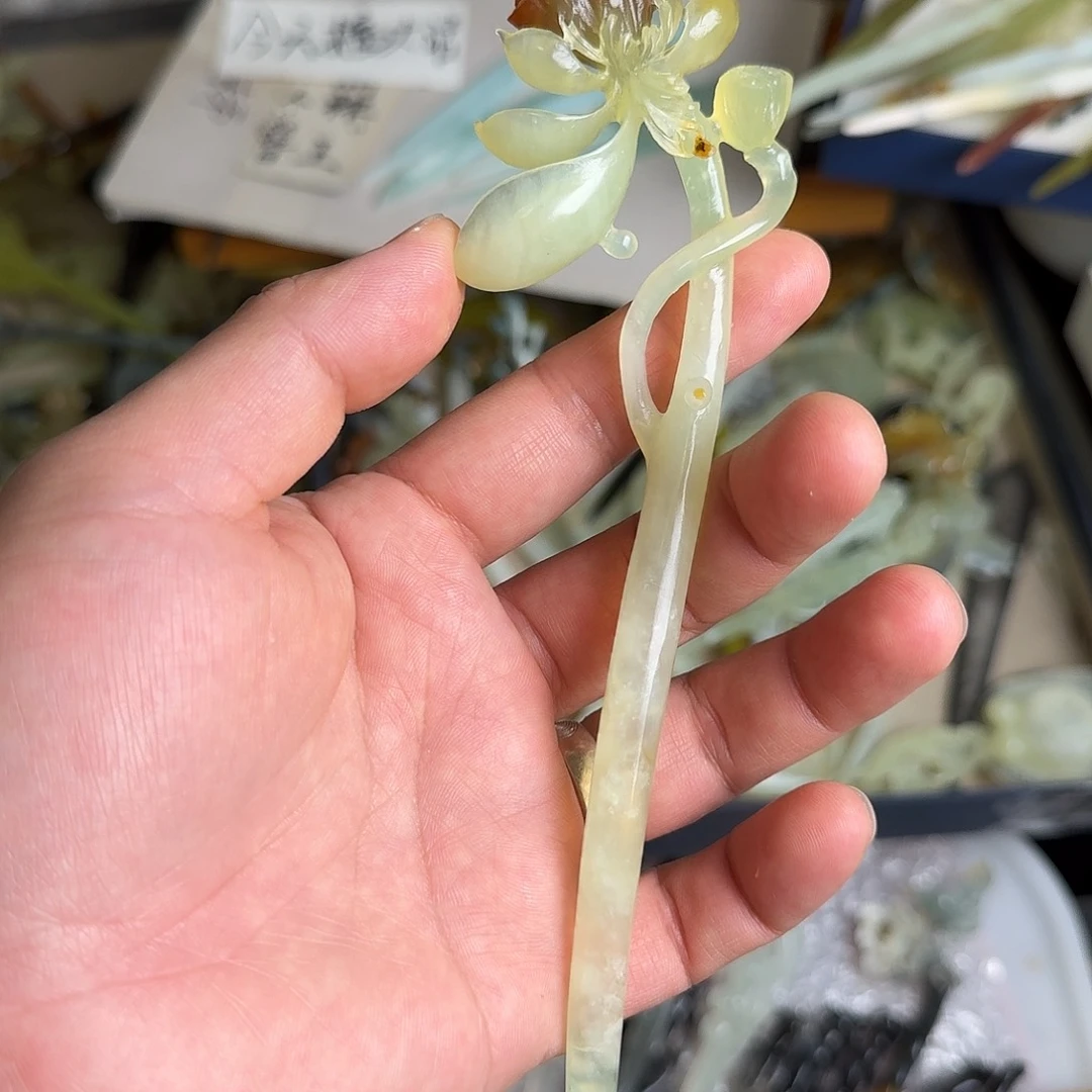 蛇纹石玉未镶嵌发饰