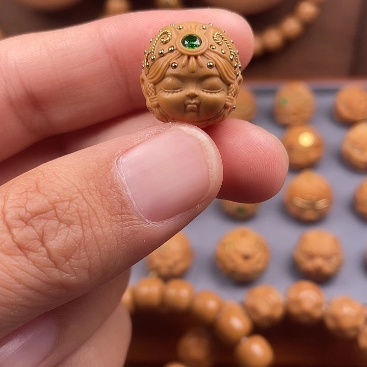 逸***计吊坠猴头核桃扎基拉姆