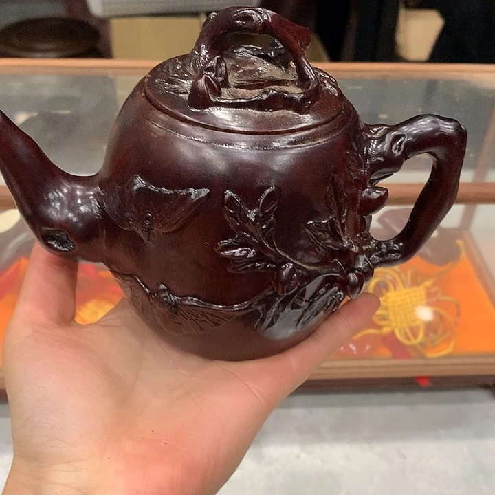 蝙蝠花梨茶壶摆件