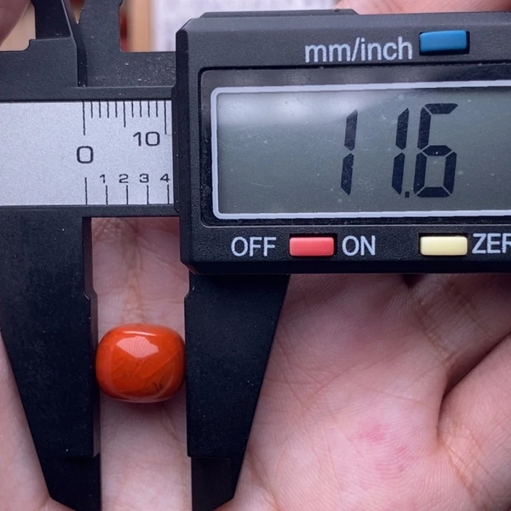 南红玛瑙配饰未镶嵌