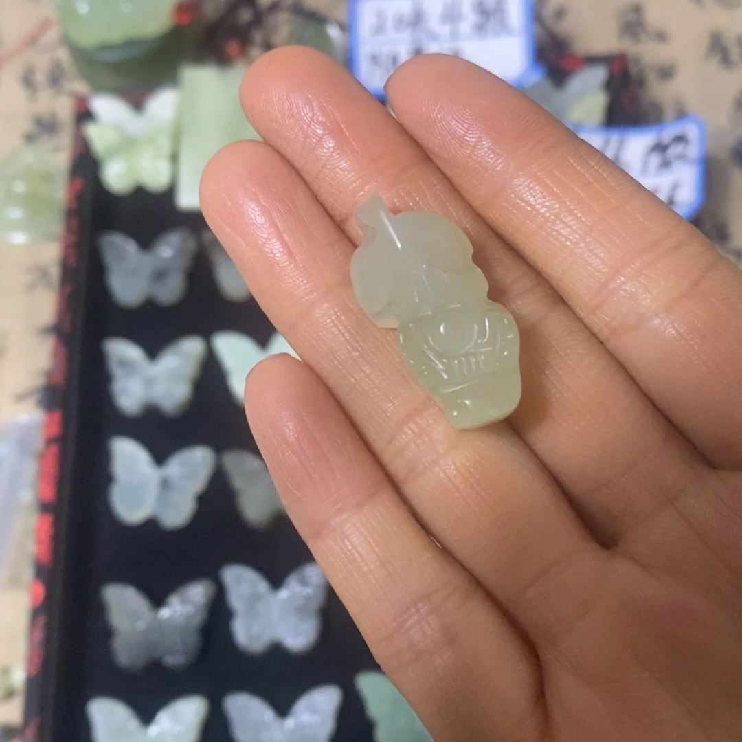 蛇纹石玉未镶嵌天然岫玉