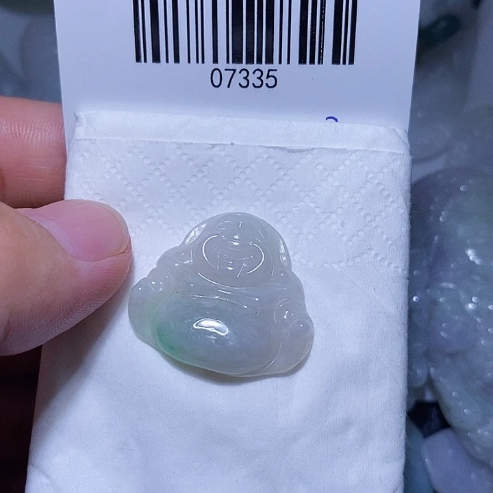 翡翠未镶嵌颈饰天光墟翡翠市场现金代购