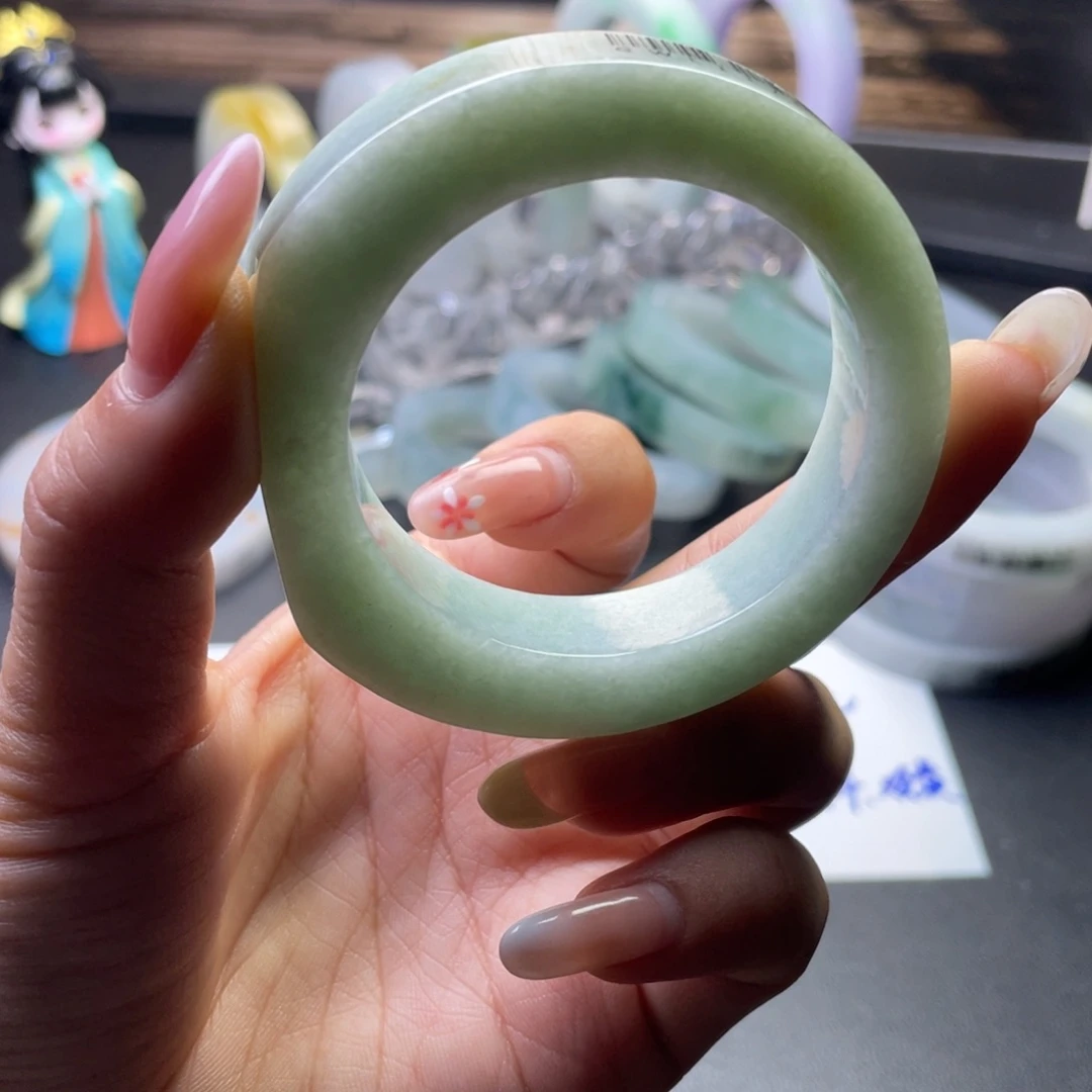 定制翡翠翡翠手镯未镶嵌