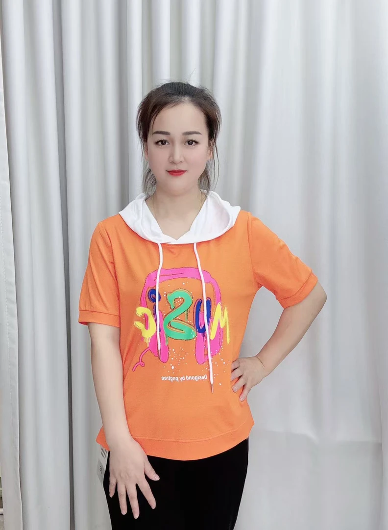【源佳佳服饰】【连帽耳机图案】2025百搭时尚新款连帽短袖体恤