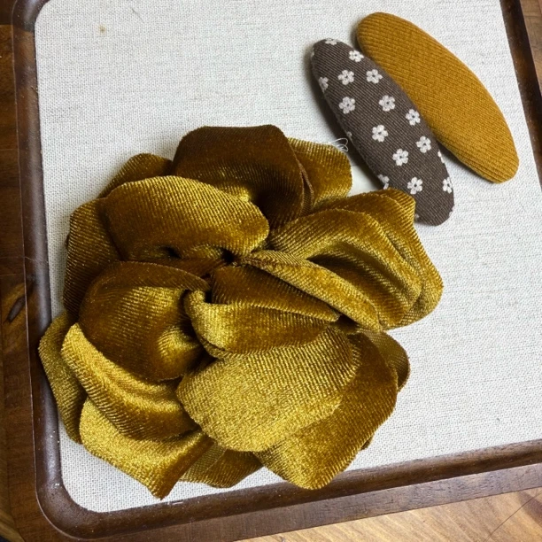 复古气质丝绒立体花朵发绳发夹儿童成人发饰～