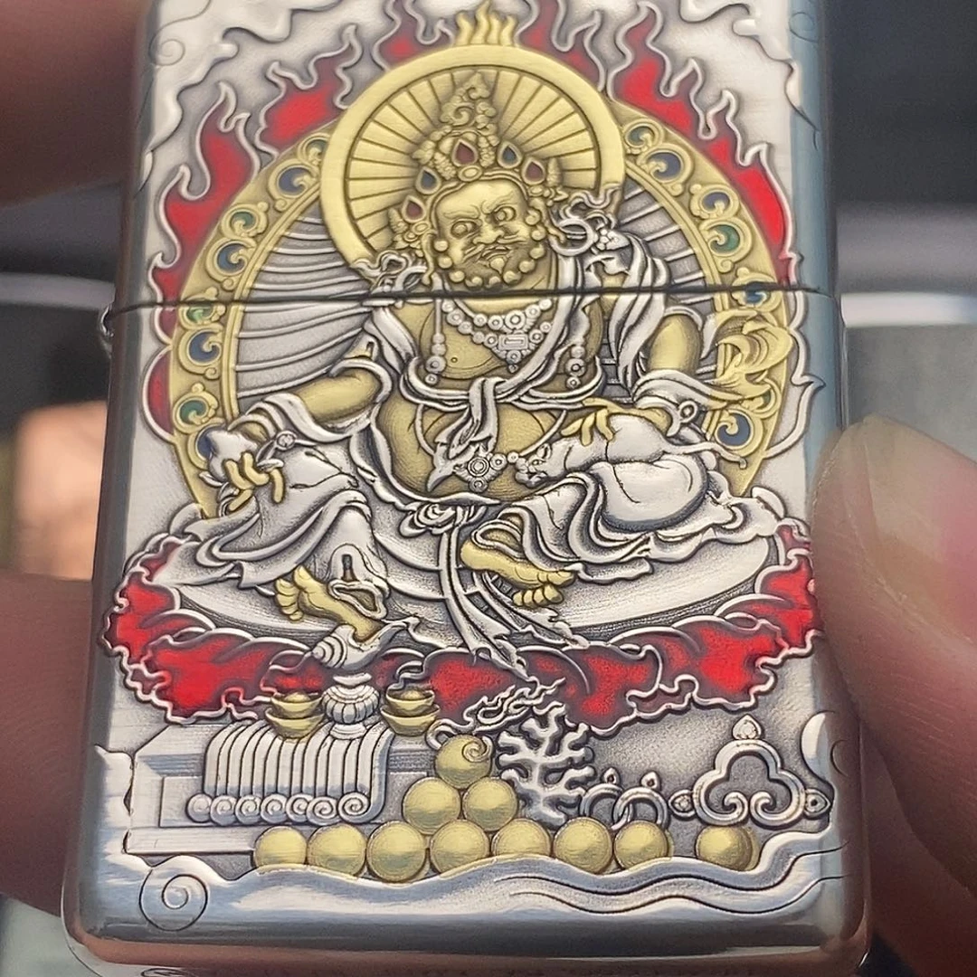 铜包银溜金盔甲黄财神。