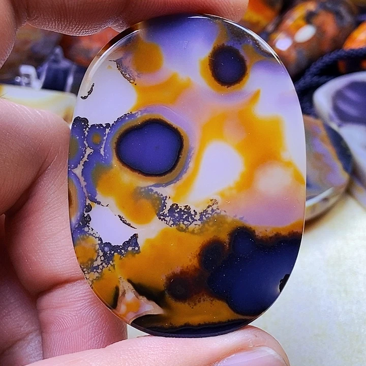 玛瑙/玉髓颈饰未镶嵌