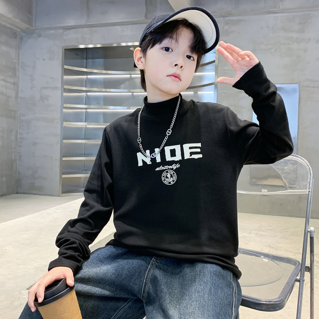 男童黑色德绒字母长袖打底衫秋冬2025新款儿童亲肤保暖上衣中大童