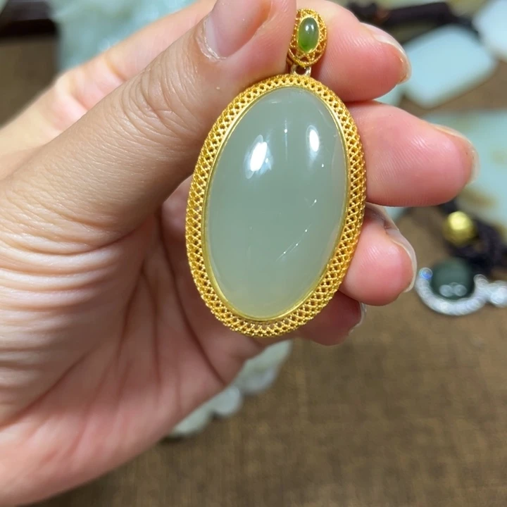 颈饰银S925镶嵌和田玉