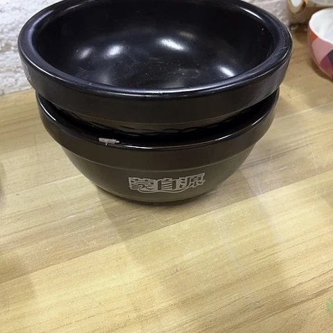 微瑕，明火，口径19高度9矮款各一个