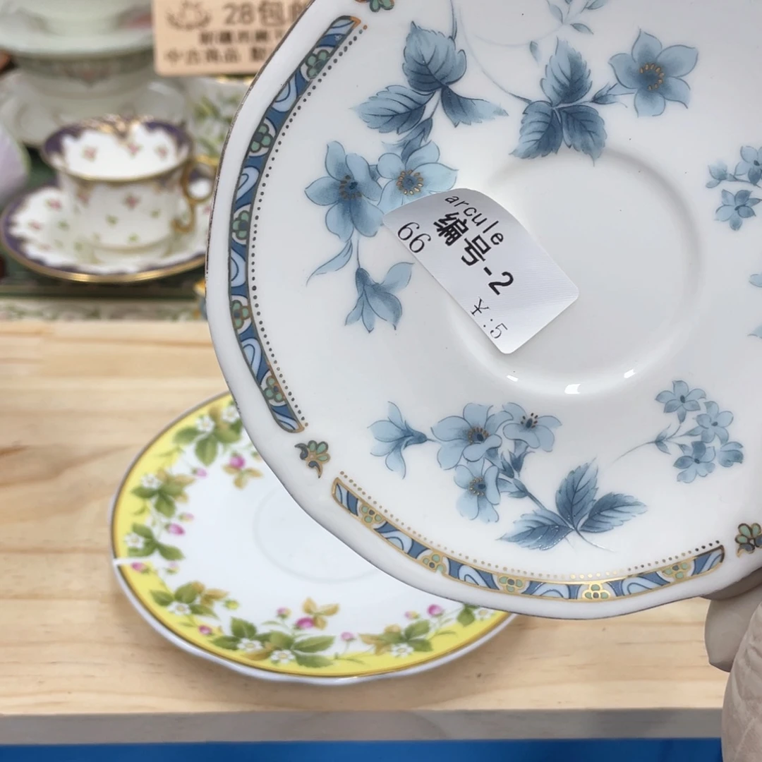 鹿屋家的美丽瓷器a****e