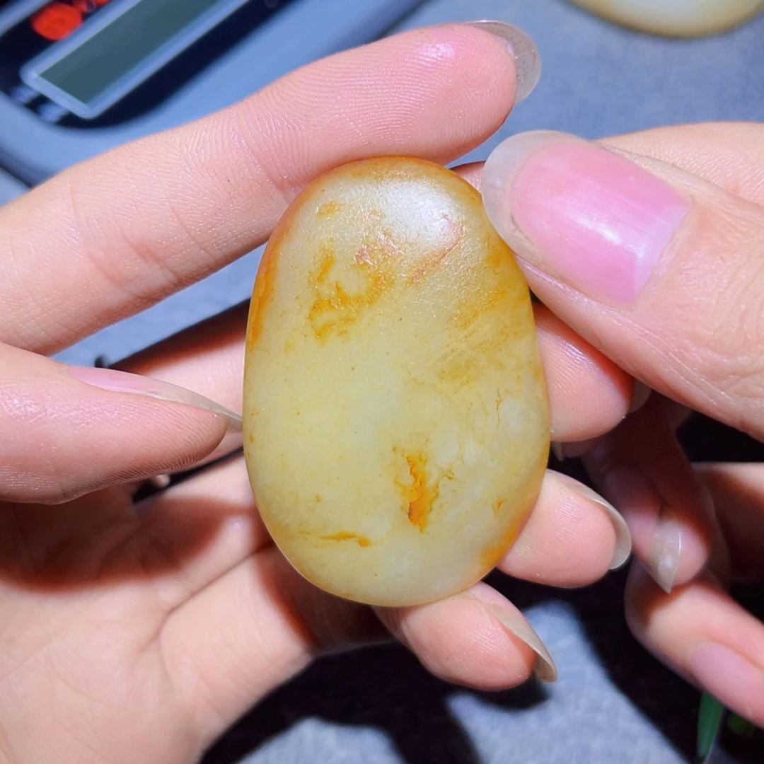 和田玉未镶嵌珠宝奇石