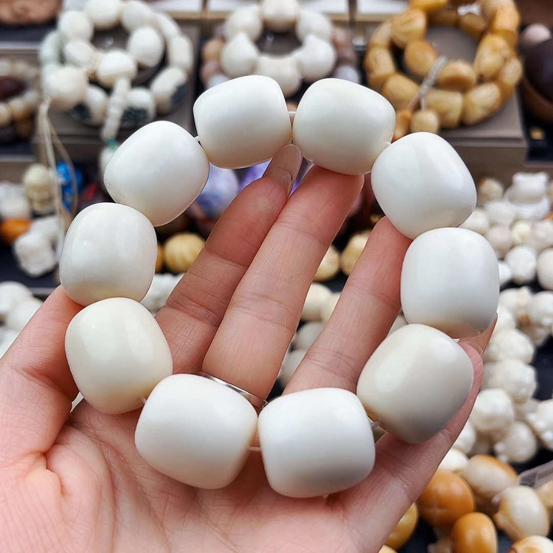 菩提根/象牙果吊坠白色桶珠22+