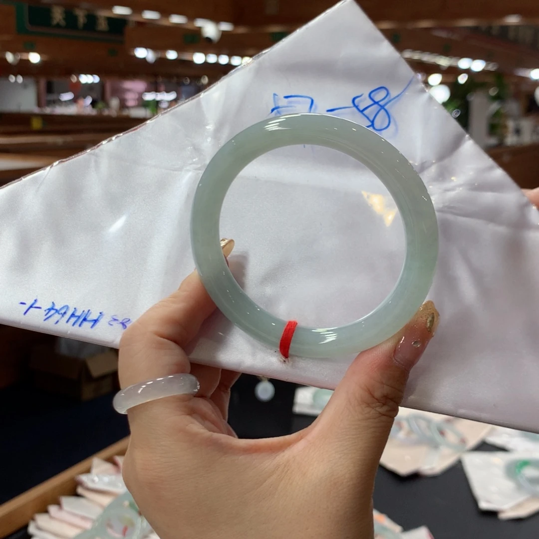 未镶嵌手镯翡翠翡翠