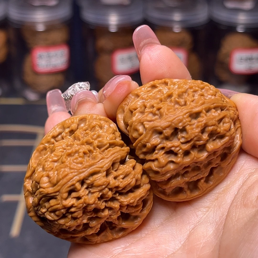 逍***遥吊坠文玩核桃三角疆