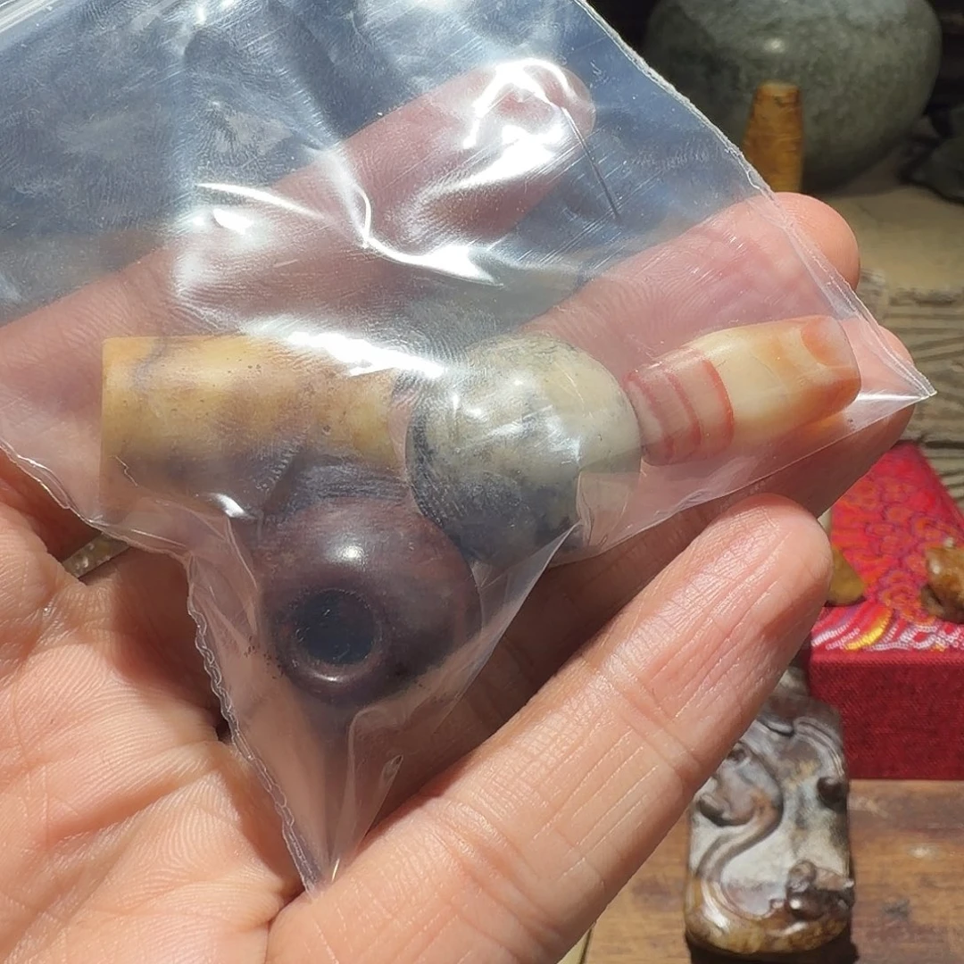 七***茶和田玉未镶嵌车挂