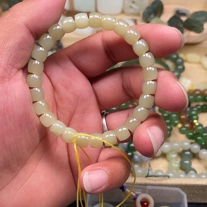 镜***哥手链未镶嵌和田玉（糖玉）
