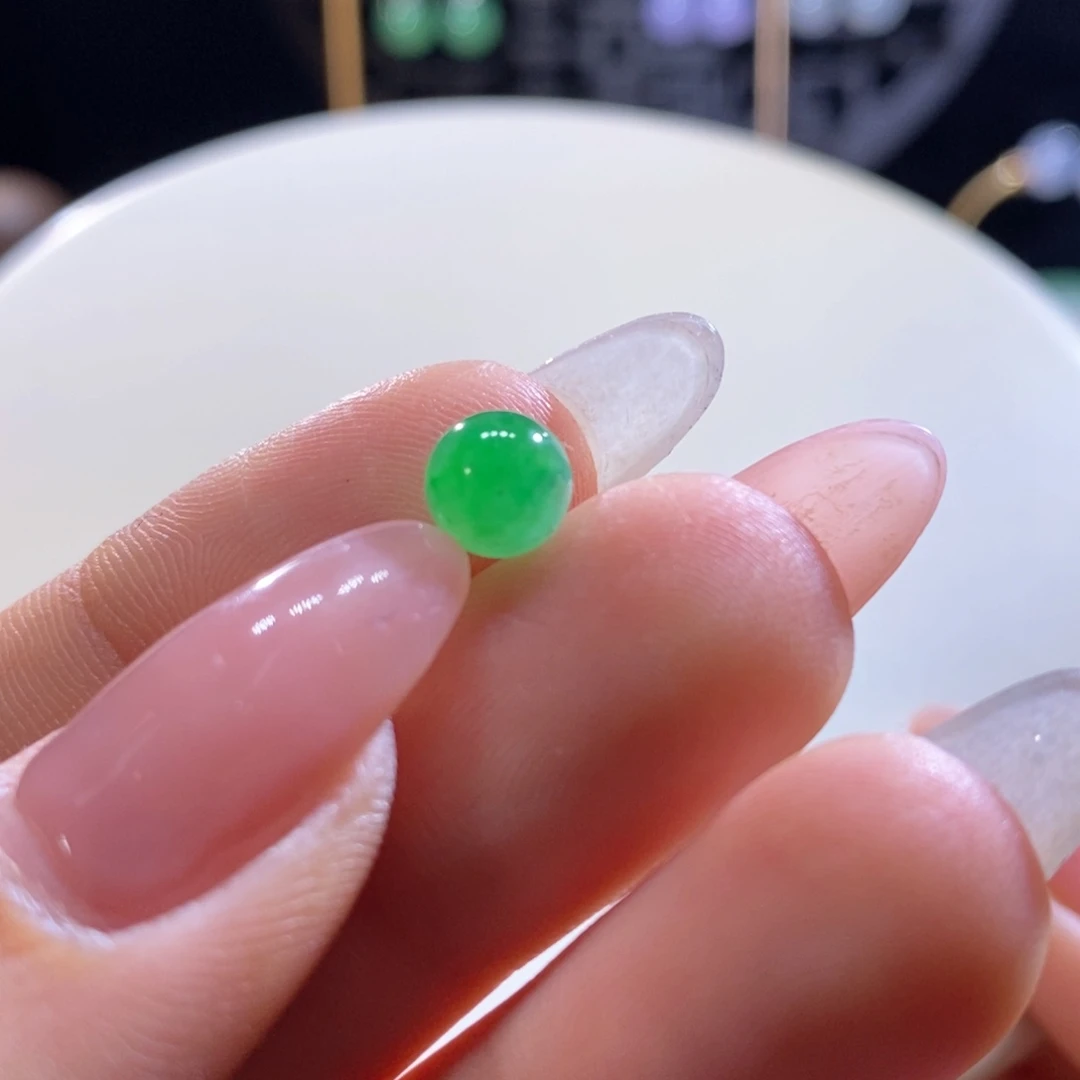 翡翠未镶嵌吊坠(不含链)翡翠冰绿圆珠