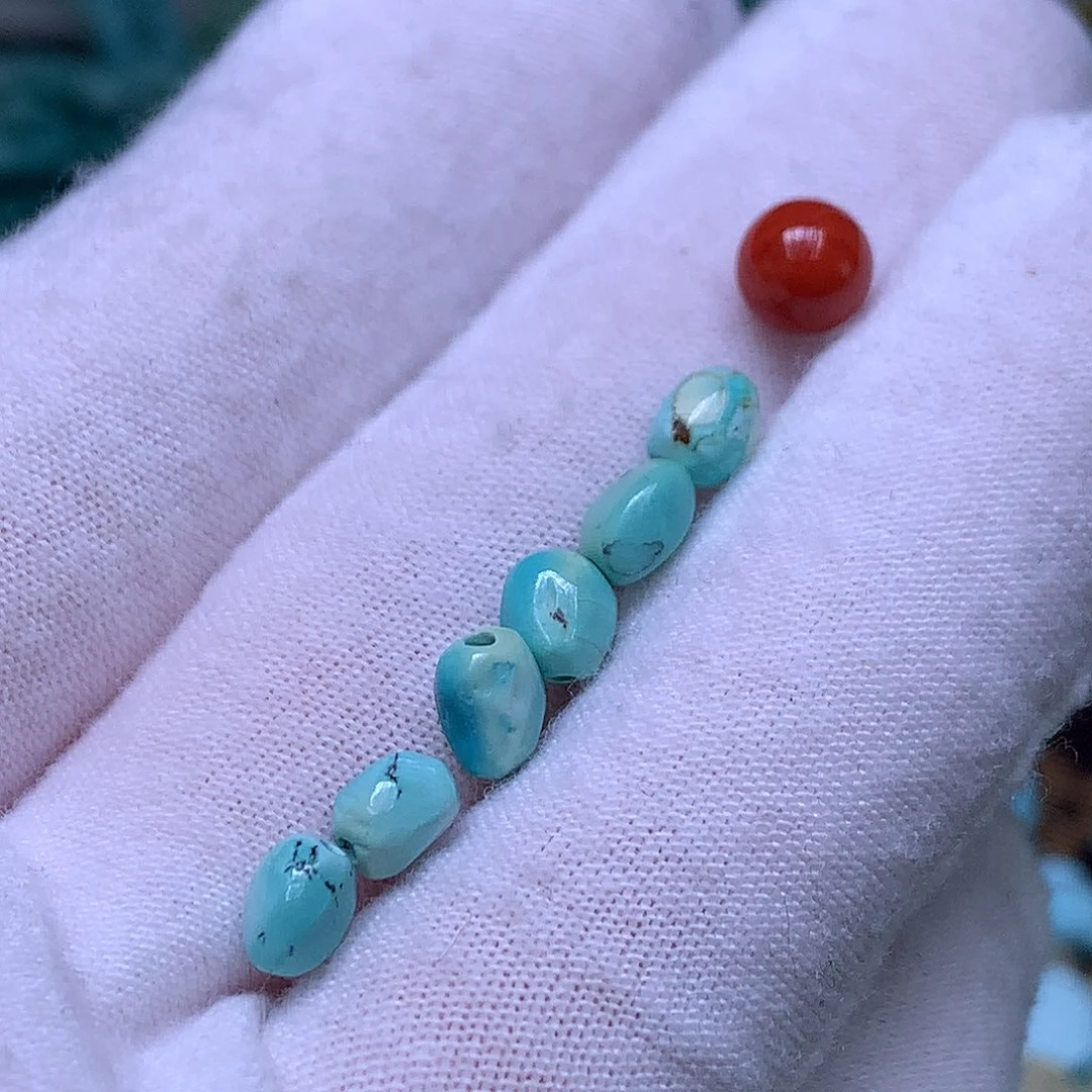 南红玛瑙未镶嵌珠宝奇石