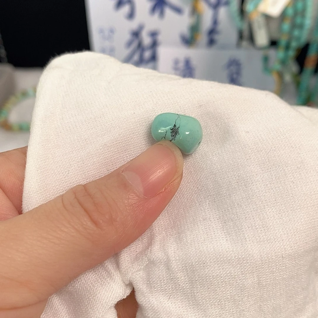 南红玛瑙足铂镶嵌珠宝奇石