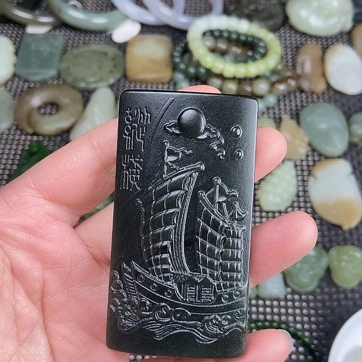 和田玉（青玉）未镶嵌挂件