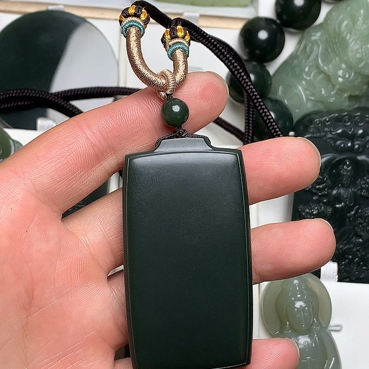 和田玉（青玉）未镶嵌颈饰