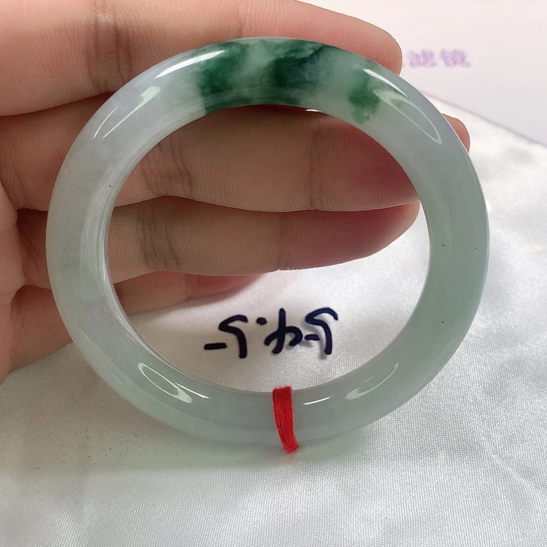 翡翠手镯（圆镯）未镶嵌311号